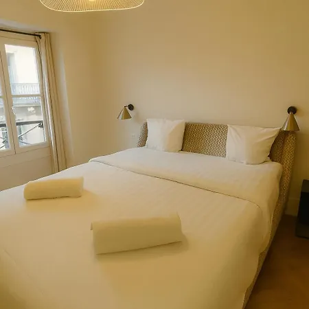 Luxury Apartments In Paris Center-2